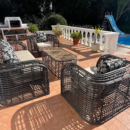 Cecylia Villa Es Canutells